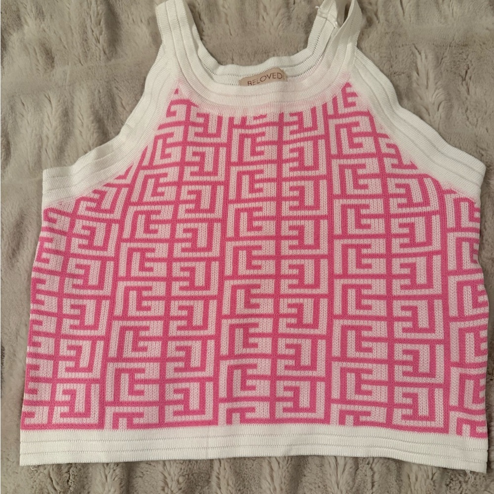 Chic White and Pink Geometric Crop Top